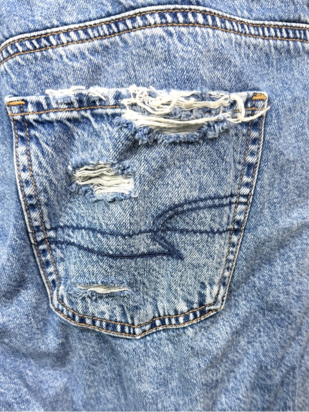 American Eagle Distressed Denim Overalls Medium Wash Jeans Womens Size Small NEW - Picture 7 of 8